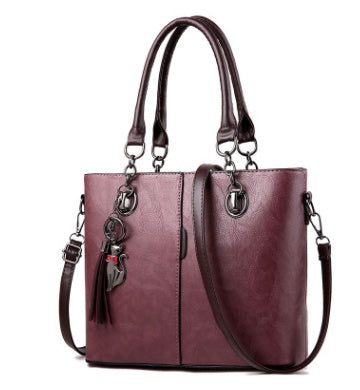 Luxury Leather Handbag for Women – Elegant Shoulder Bag & Designer Tote LONDYN UPBRINGING