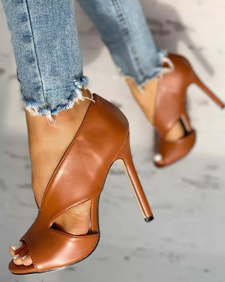 Women's Plus Size High Heels: Extended Size 4 Fine Heel Stiletto Sandals LONDYN UPBRINGING