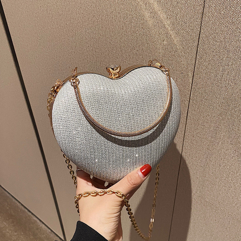 New Fashion Chain Crossbody Bag – Cute Peach Heart Handheld Purse for Women LONDYN UPBRINGING