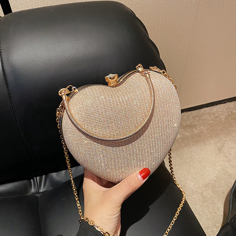 New Fashion Chain Crossbody Bag – Cute Peach Heart Handheld Purse for Women LONDYN UPBRINGING