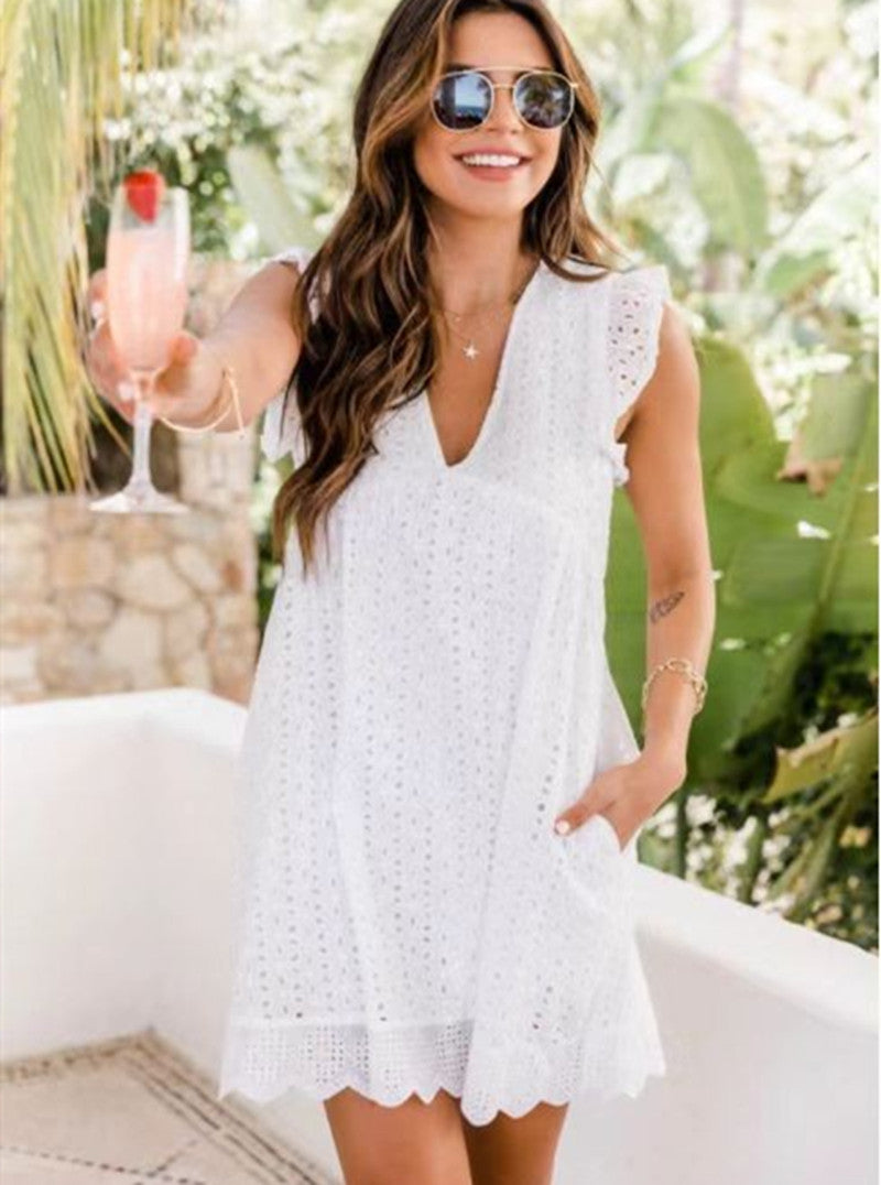 Sleeveless V-Neck Jacquard Dress with Pockets - Summer Beach Cutout Style LONDYN UPBRINGING