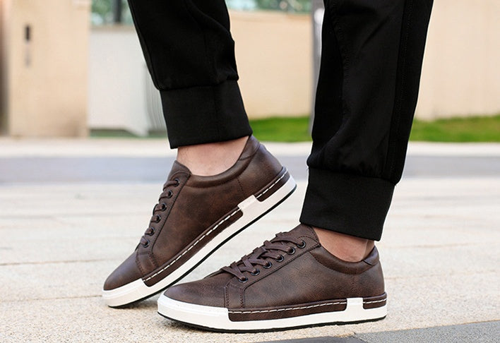Men’s Brown Leather Casual Sneakers – Stylish Low-Top Lace-Up Shoes for Everyday Comfort & Durability LONDYN UPBRINGING