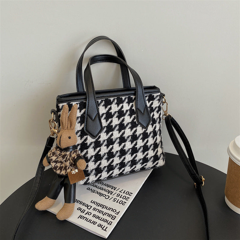 Fashion Houndstooth Shoulder Bag for Women – Stylish Checkerboard Handbag & All-Match Tote Messenger Bag LONDYN UPBRINGING