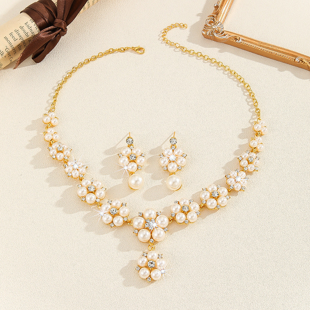 3-Pc Vintage Pearl & Rhinestone Jewelry Set | Short Alloy Clavicle Chain Necklace & Earrings LONDYN UPBRINGING