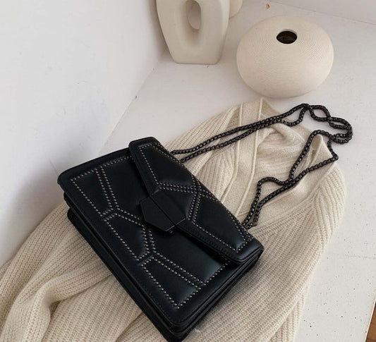 Rivet Chain Small Crossbody Bag for Women – Stylish Shoulder Purse & Trendy Handbag LONDYN UPBRINGING